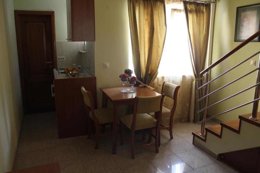הרצג-נובי Tazex Apartments חדר תמונה